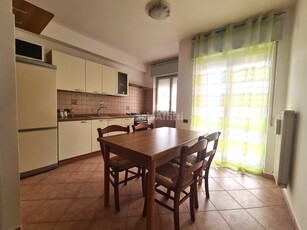 Trilocale in Affitto a Catanzaro, zona Lido Porto, 500€, 80 m², arredato