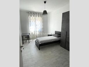 Trilocale in Affitto a Torino, 450€, 68 m², arredato