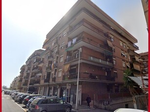 Trilocale in Vendita a Roma, 112'500€, 75 m²