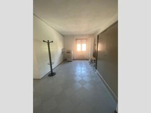 Ufficio in Affitto a Lucca, zona Sant'Anna, 550€, 50 m²