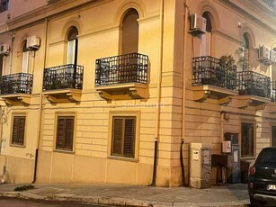 Ufficio in Affitto ad Reggio di Calabria - 500 Euro