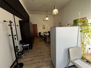 Ufficio / Studio in affitto a Montecatini-Terme