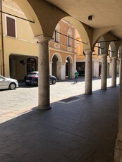 Vendita Attività commerciale, in zona CENTRO STORICO, MANTOVA