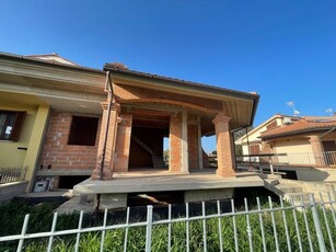 Vendita Villa, in zona ZONA SAN LUIGI, FOLLONICA