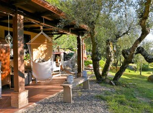 Villa a Montefiascone, 3 locali, 2 bagni, giardino privato, arredato