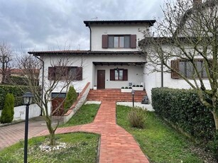 Villa a schiera in vendita a Gaggiano