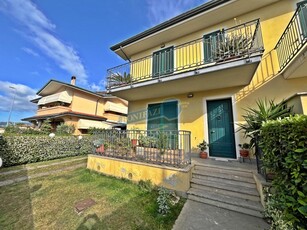 Villa a schiera in vendita a Viareggio