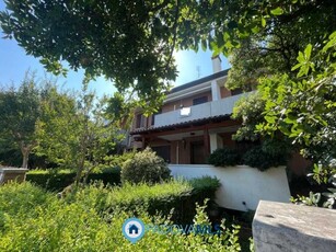 Villa a Schiera in Vendita ad Padova - 275000 Euro