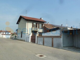 Villa a schiera in vendita in Via Belluati, Motta De' Conti
