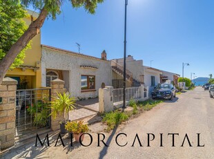 Villa con terrazzo a Olbia