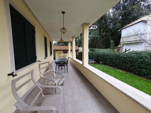 Villa in Affitto ad Pietrasanta - 1 Euro