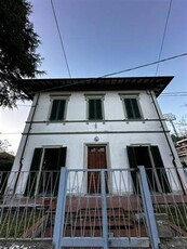 Villa in buono stato di 220 mq.