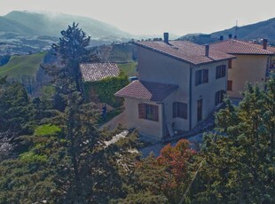 Villa in Nocera Umbra-Castrucciano, Nocera Umbra, 6 locali, 1 bagno