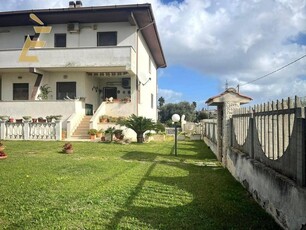 Villa in vendita a Anzio