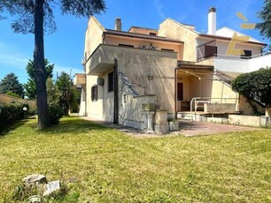 Villa in vendita a Ardea