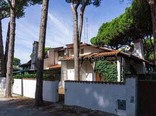 Villa in vendita a Comacchio - Zona: Lido di Spina