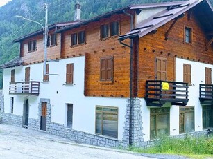 Villa in vendita a Macugnaga