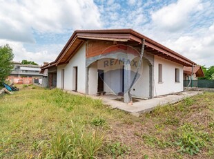 Villa in vendita a Rovato