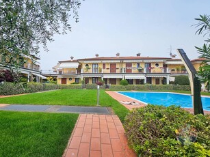 villa in vendita a Sirmione