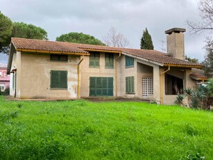 Villa in vendita a Terricciola