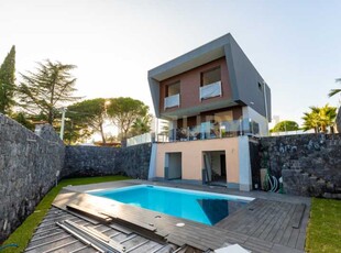 Villa in Vendita ad Pedara - 490000 Euro