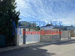 Villa in Vendita ad Ruvo di Puglia - 650000 Euro