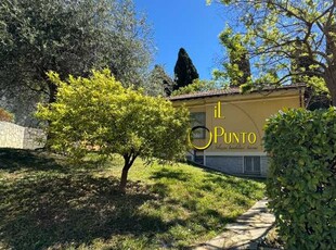 Villa in Vendita ad Sanremo - 420000 Euro