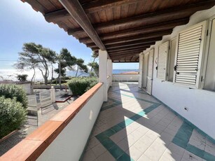 Villa in Vendita ad Siracusa - 330000 Euro