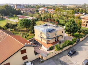 Villa in Vendita ad Vigevano - 510000 Euro