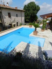 Villa Singola in Vendita ad Castellina Marittima - 450000 Euro