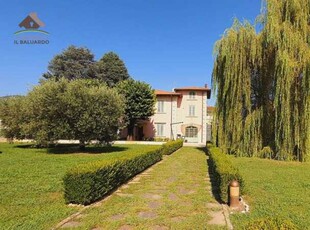 Villa Singola in Vendita ad Lucca - 740000 Euro