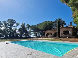 Villa Singola in Vendita ad Tarquinia - 1000000 Euro