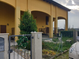 villaschiera in vendita a Medolla