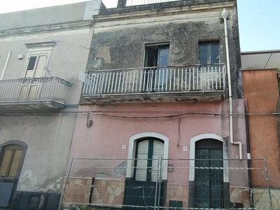 Casa singola in vendita a Acireale Catania