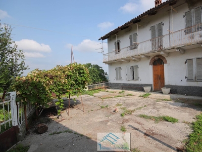 Casa singola in vendita a Grinzane Cavour Cuneo