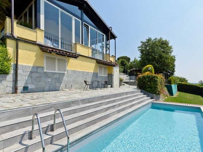 Villa Singola in Vendita ad Pecetto Torinese - 970000 Euro