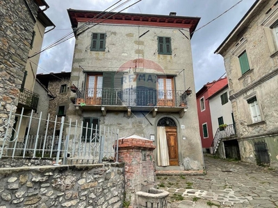 Casa indipendente con terrazzo, Bagni di Lucca vico pancellorum