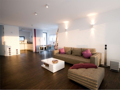 Attico a Ragusa, 6 locali, 4 bagni, garage, arredato, 250 m², 4° piano