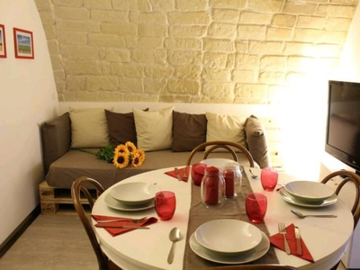 Casa indipendente a Ragusa, 3 locali, arredato, 80 m² in vendita