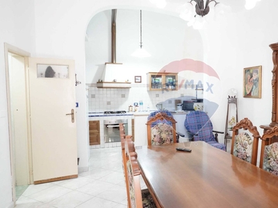 Casa indipendente in Via Rimmaudo, Ragusa, 6 locali, 2 bagni, 174 m²