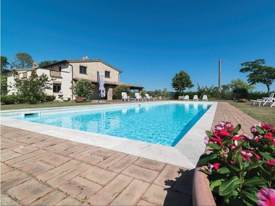 Splendida casa a Citta\' Di Castello con piscina privata
