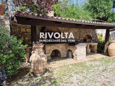 Villa in Poggio nativo, Poggio Nativo, 8 locali, 4 bagni, 840 m²