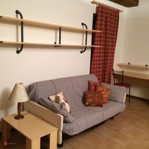 Appartamento in Affitto in Via del Muro 1 a Modena