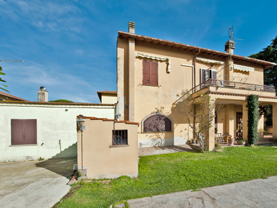 Casa indipendente in vendita Roma