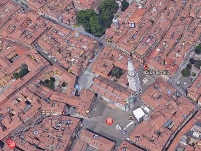 Negozio/Locale commerciale in Affitto in a Modena