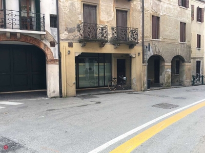 Negozio/Locale commerciale in Affitto in Via Fra' Giocondo a Treviso