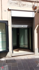 Negozio/Locale commerciale in Affitto in Via Garibaldi 61 a Terni