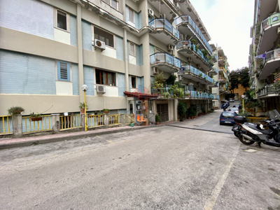 Quadrilocale in vendita a Napoli - Zona: Arenella