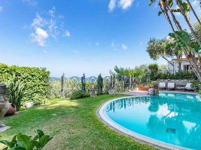 Prestigiosa villa di 750 mq in vendita Forio, Italia