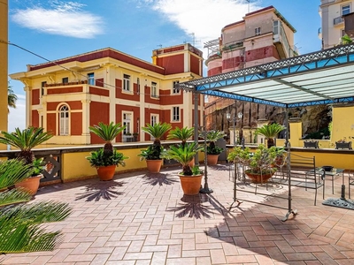 Villa in vendita Napoli, Campania